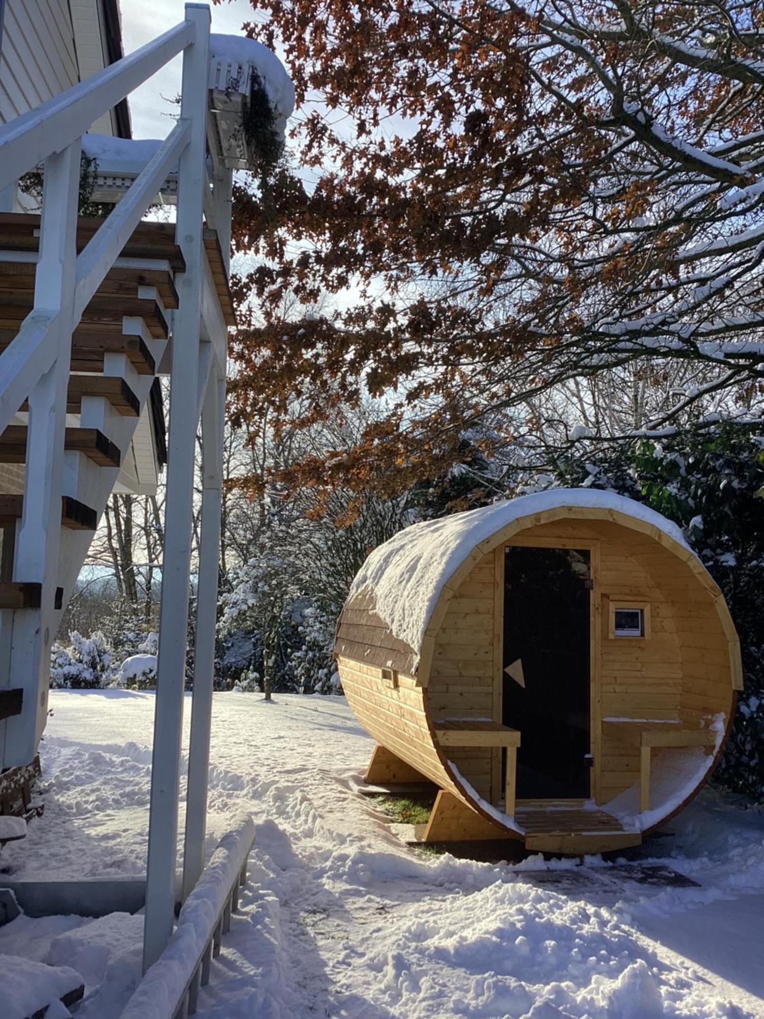 Moorblick! Grosse Dachwohnung Mit Kamin Und Sauna Leck Exterior photo